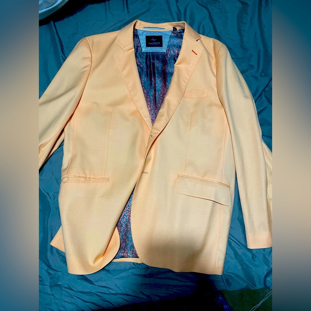 Brand new never worn sports coat orange size 44R